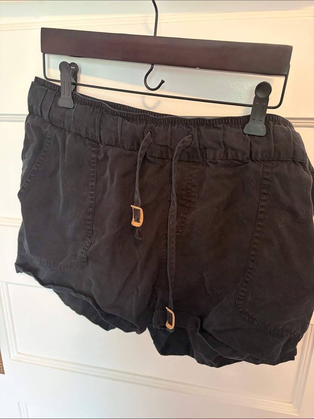 tentree Black Elastic Drawstring Athletic Shorts